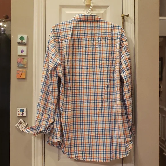 Button down - Picture 2 of 3